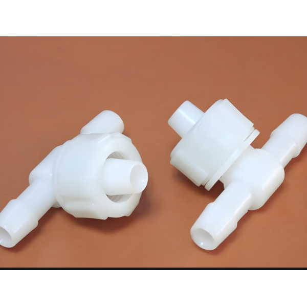 Injection Molding Manufacturer of Three-way Fittings for Medical Device Accessories