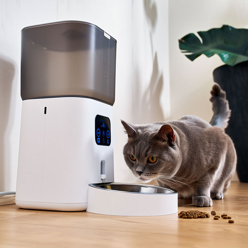 Automatic Pet Feeder – Smart Timed Cat & Dog Food Dispenser with Freshness Preservation, Customizable Portions for Busy Pet Owners